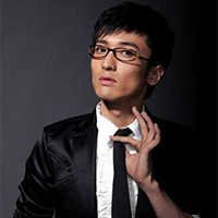 王传君